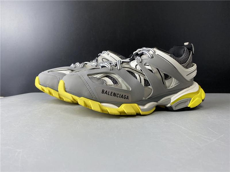 Ba*len*cia*ga track sneaker