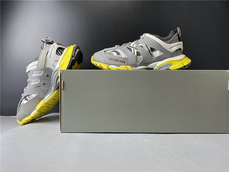 Ba*len*cia*ga track sneaker