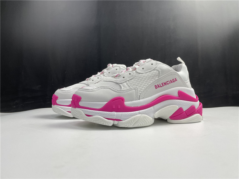 Ba*len*cia*ga triple s