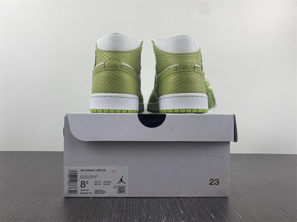 jordan 1 mid green python (w) - dv2959-113