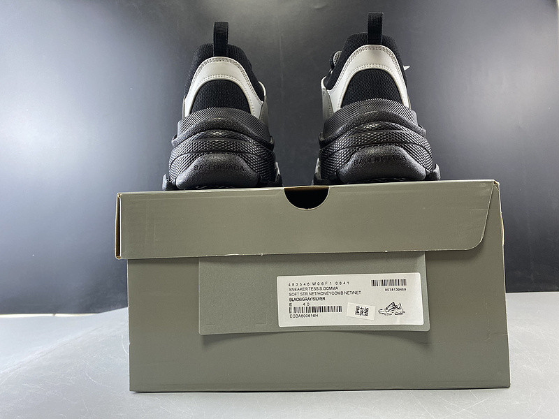 Ba*len*cia*ga grey blake triple s trainers