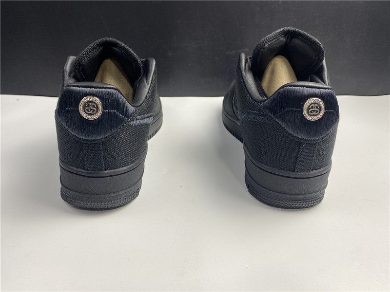 stussy x nike air force 1 low “black” cz9084-001
