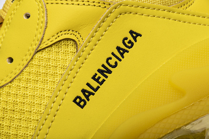 Ba*len*cia*ga triple s yellow