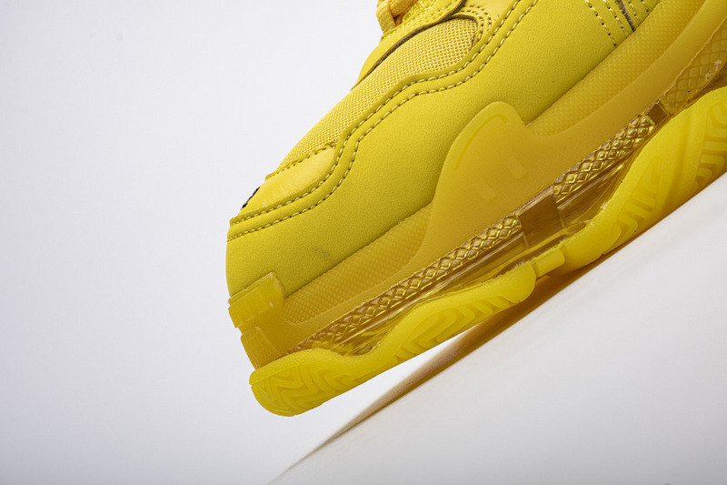 Ba*len*cia*ga triple s yellow