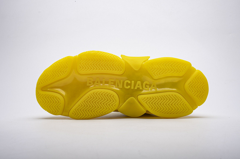 Ba*len*cia*ga triple s yellow