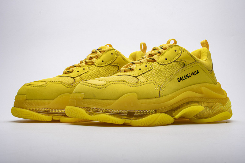 Ba*len*cia*ga triple s yellow