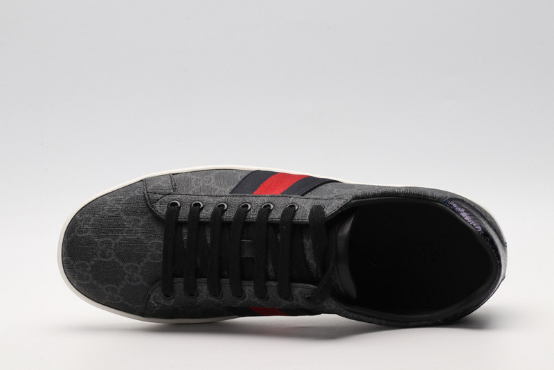 G*u*i ace embroidered low-top sneaker grey with stripe