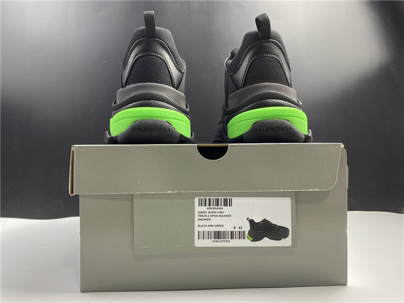 Ba*len*cia*ga triple s black green