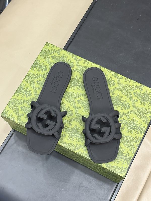 guci slides