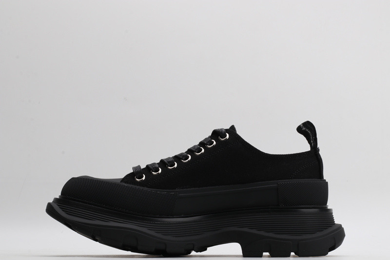 alex mcq tread slick lace up in black