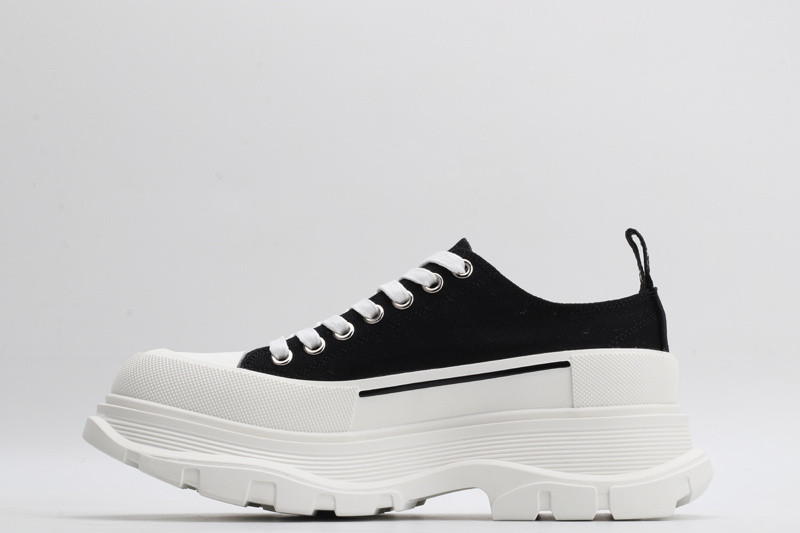 alex mcq tread slick lace up in black