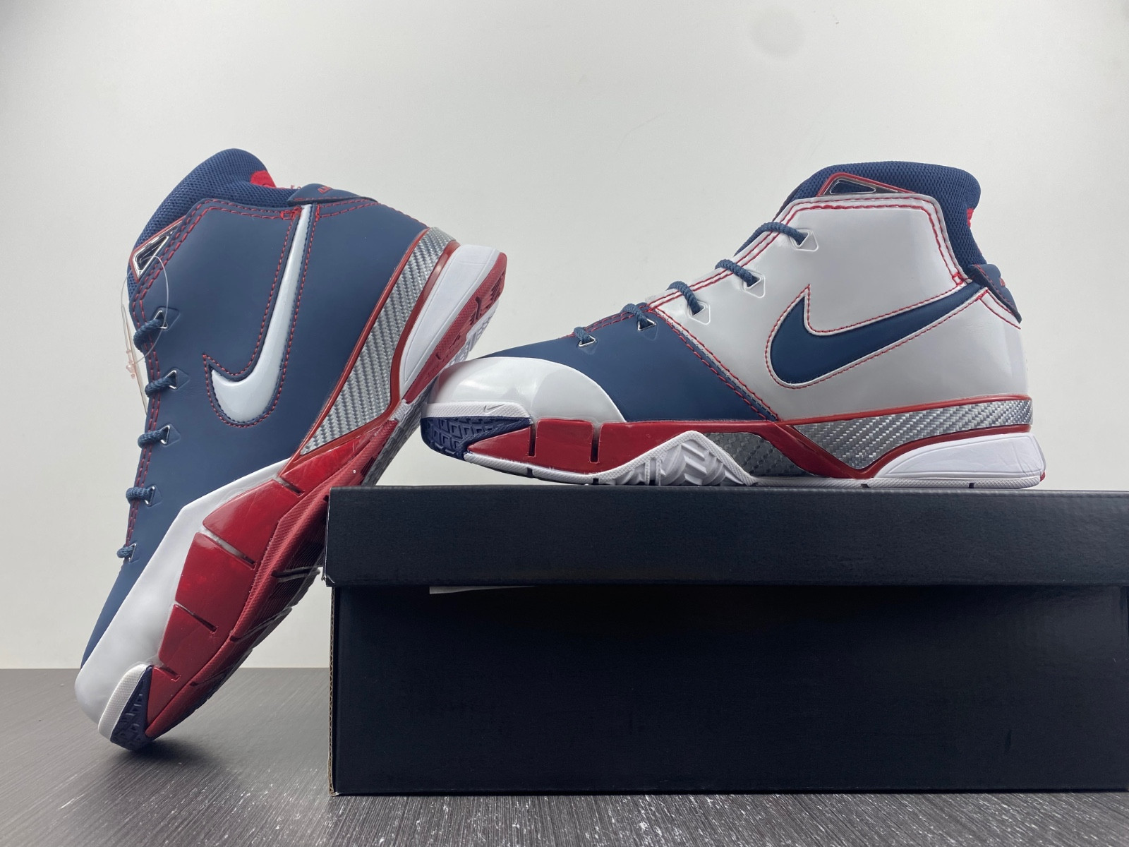 nike zoom kobe1 protro zk1 aq2728-400