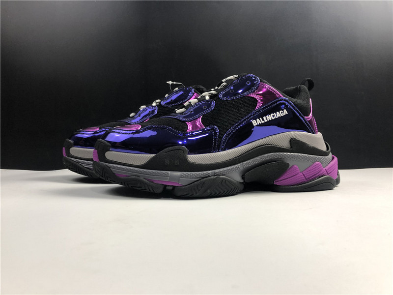 Ba*len*cia*ga triple s