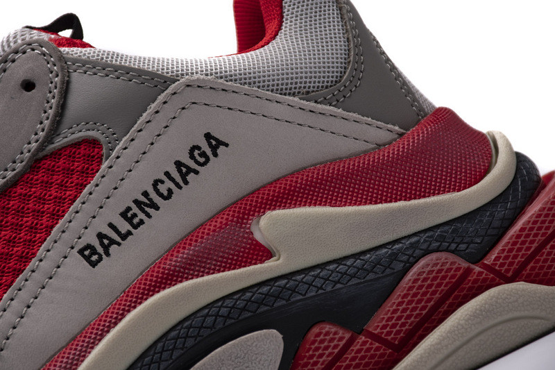 Ba*len*cia*ga triple s grey/red