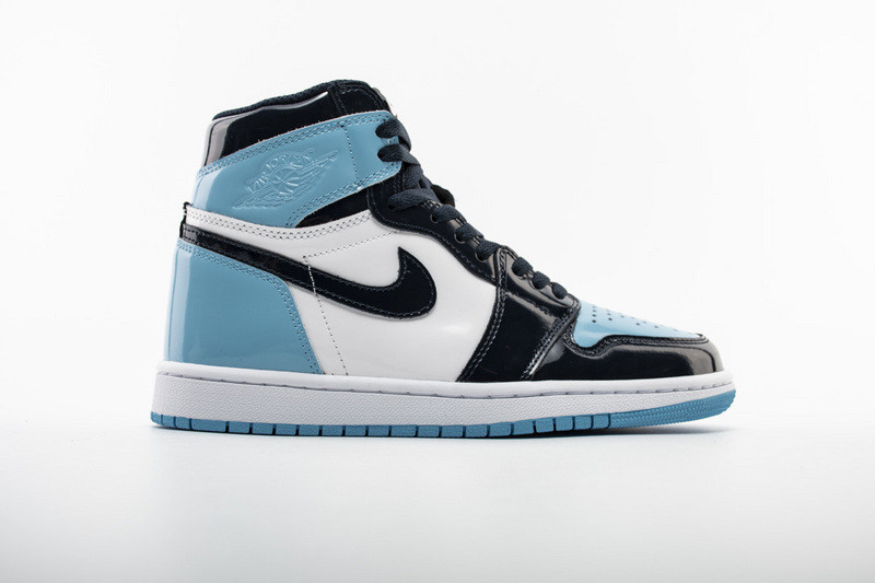 air jordan 1 retro high unc patent cd0461-401